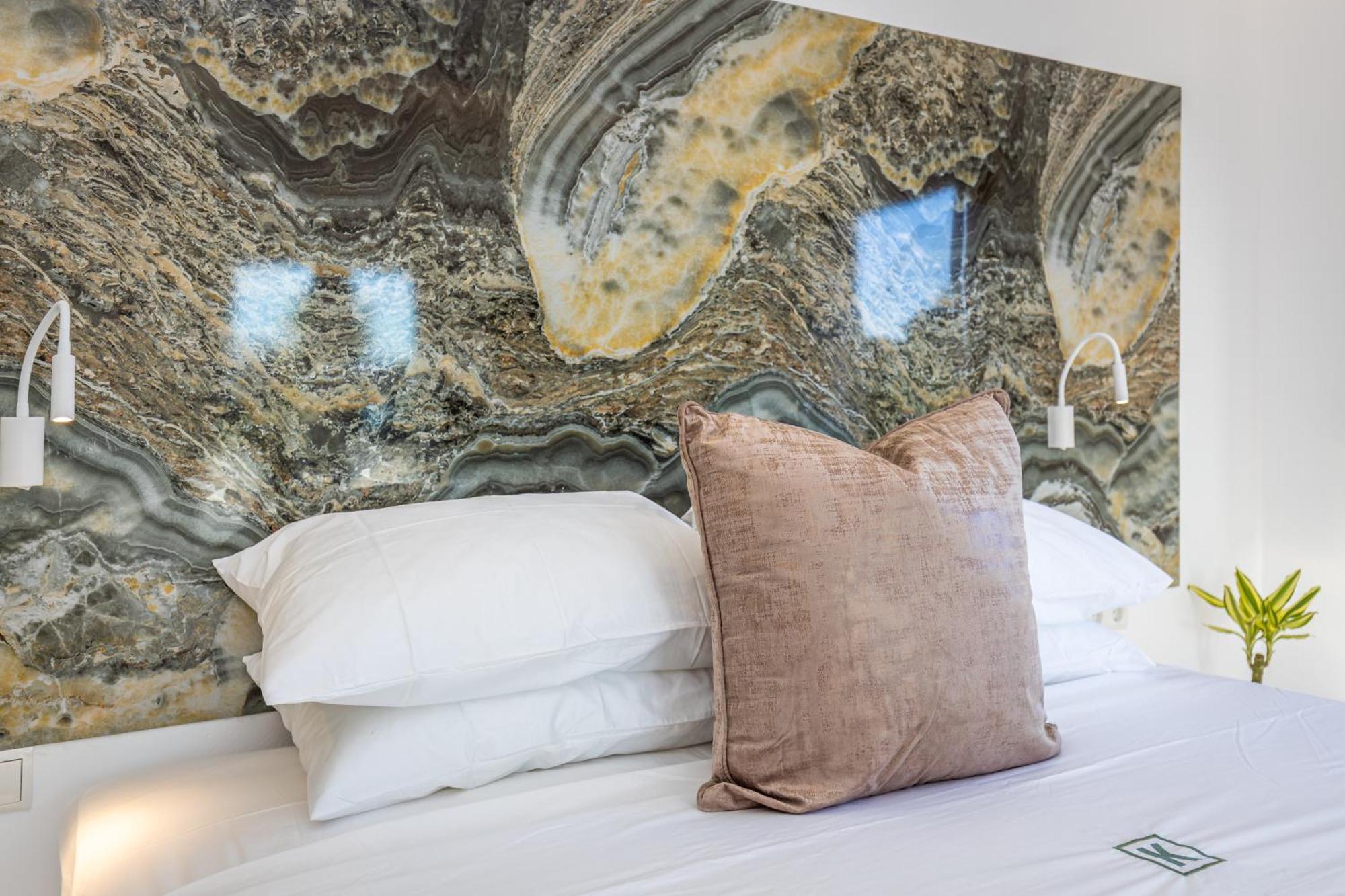 K, Boutique Kommeno (Corfu)