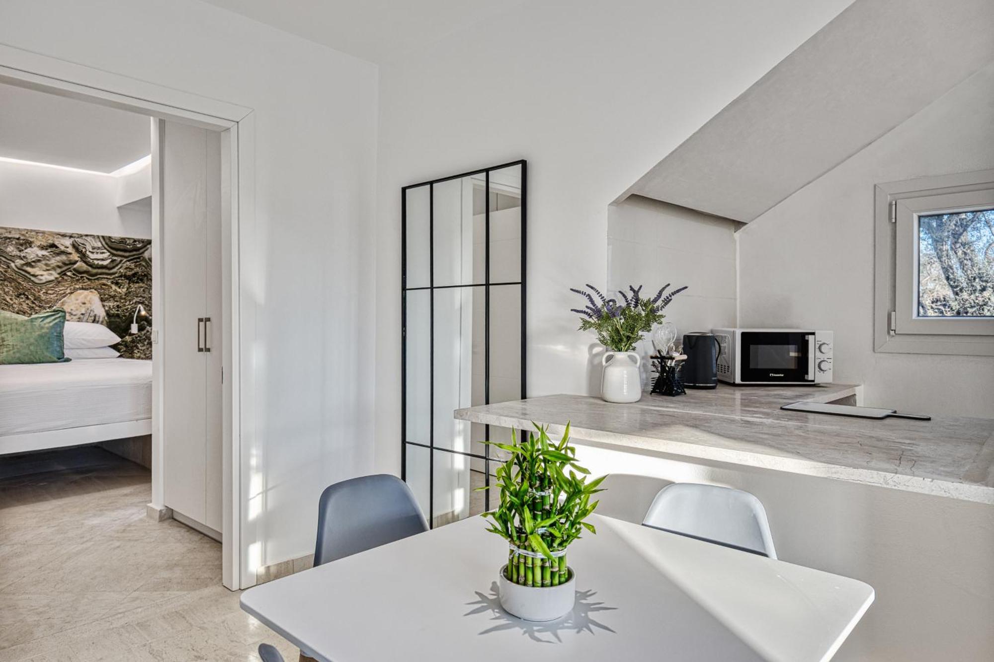 K, Boutique Hotel